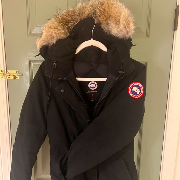 Canada Goose Jacket - Picture 2 of 4